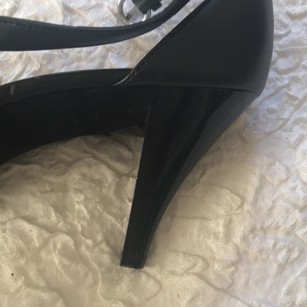 Nine West heels sexy